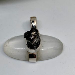 🆕 SELENITE AND CAMPO DEL CIELO METEORITE PENDANT